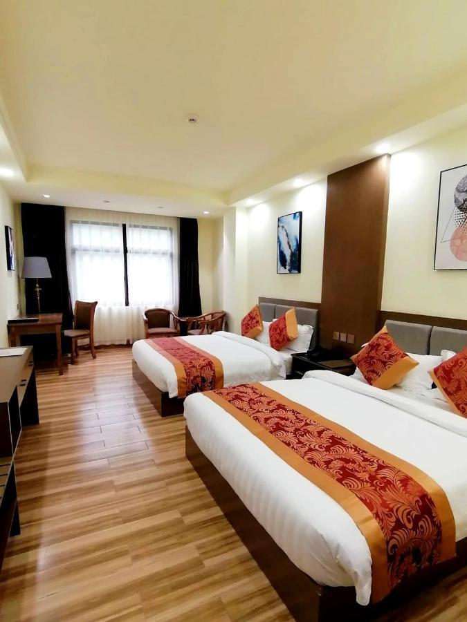 Hotel Tugos باغيو المظهر الخارجي الصورة